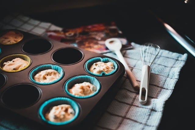 Cupcakes in a toaster oven
