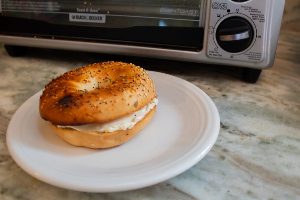 https://thebrilliantkitchen.com/wp-content/uploads/2021/01/bagel-from-to1313sbd-with-cream-cheese-1024x682.jpg