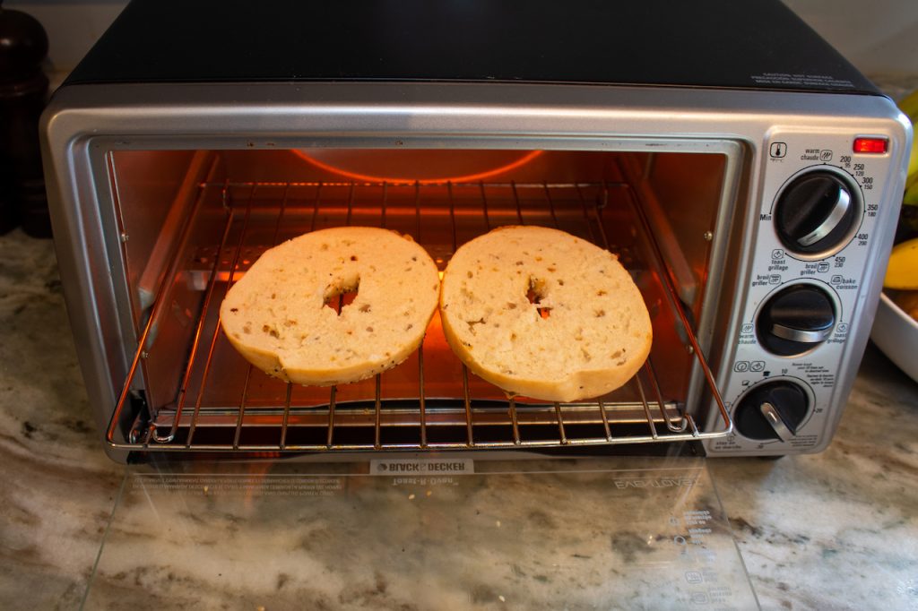 Black+Decker 4-Slice TO1755SB Toaster & Toaster Oven Review