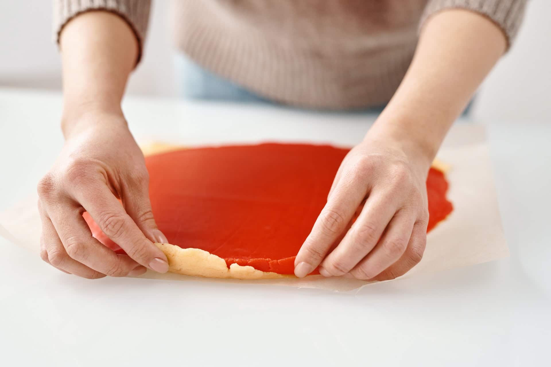 Parchment Paper vs Baking Paper vs Wax Paper: Difference ...