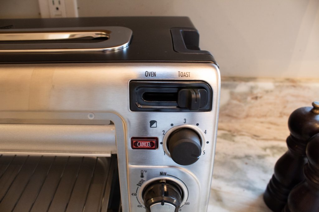 Hamilton Beach Toastation 2-in-1 Toaster Oven Toaster Review 12