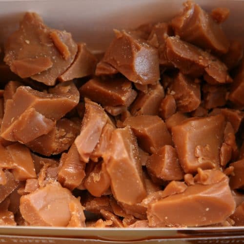 Easy homemade toffee in the microwave