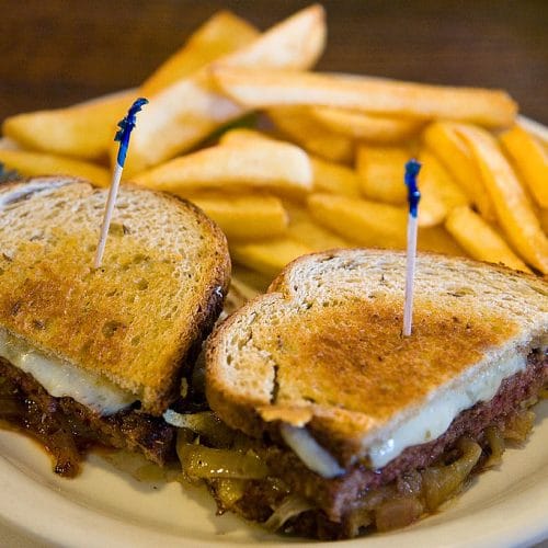 Grilled patty melt