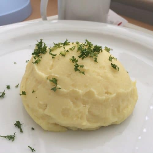 The secret to AMAZING Mashed Potatoes in the Microwave