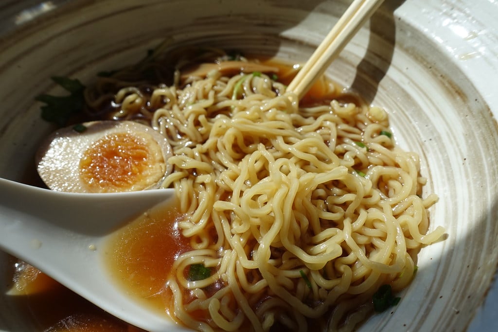 How to make ramen in the microwave