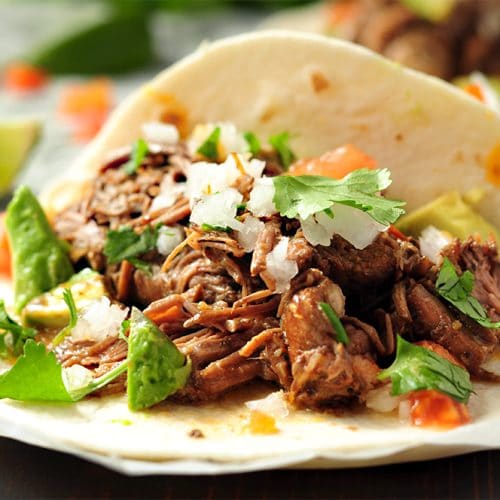 Making Chipotle beef barbacoa in an easy method