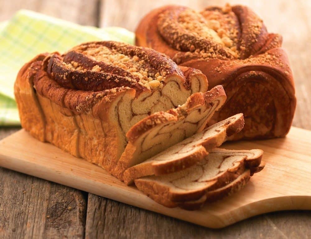 Dollywood Cinnamon Bread