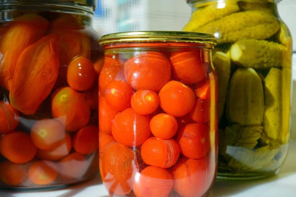 How Long Do Canned Tomatoes Last? 2