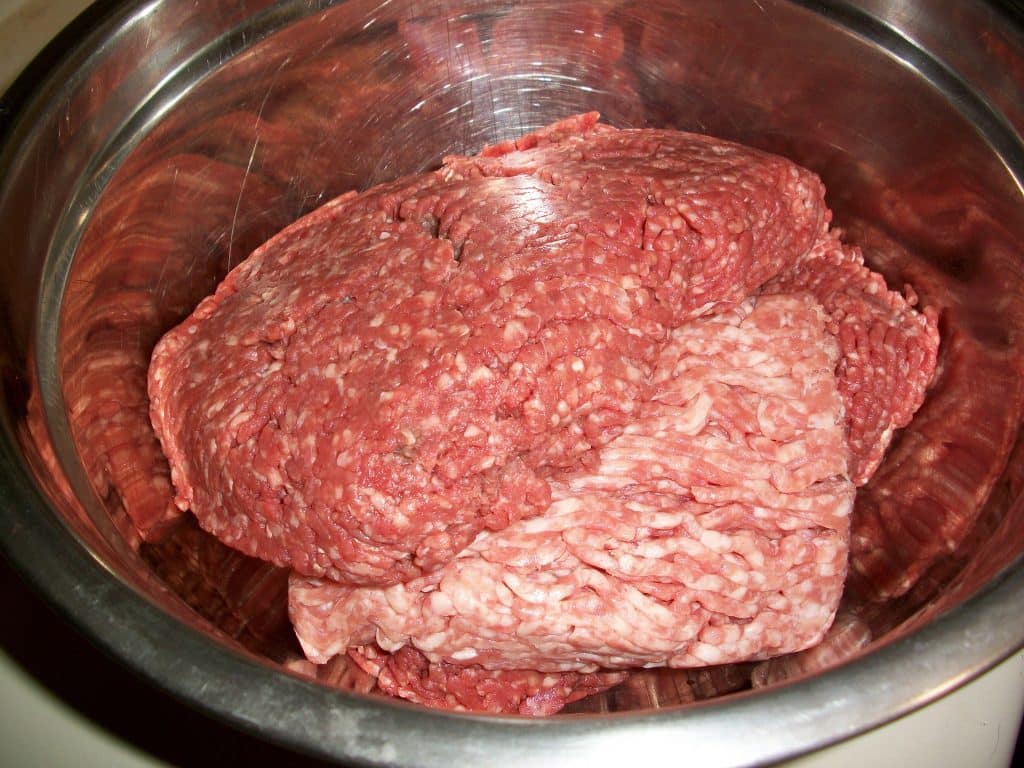 How Long Can Raw Hamburger Stay In The Fridge? 1