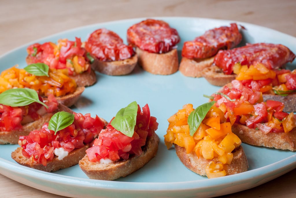 Appetizer Tomato Cheese Bread